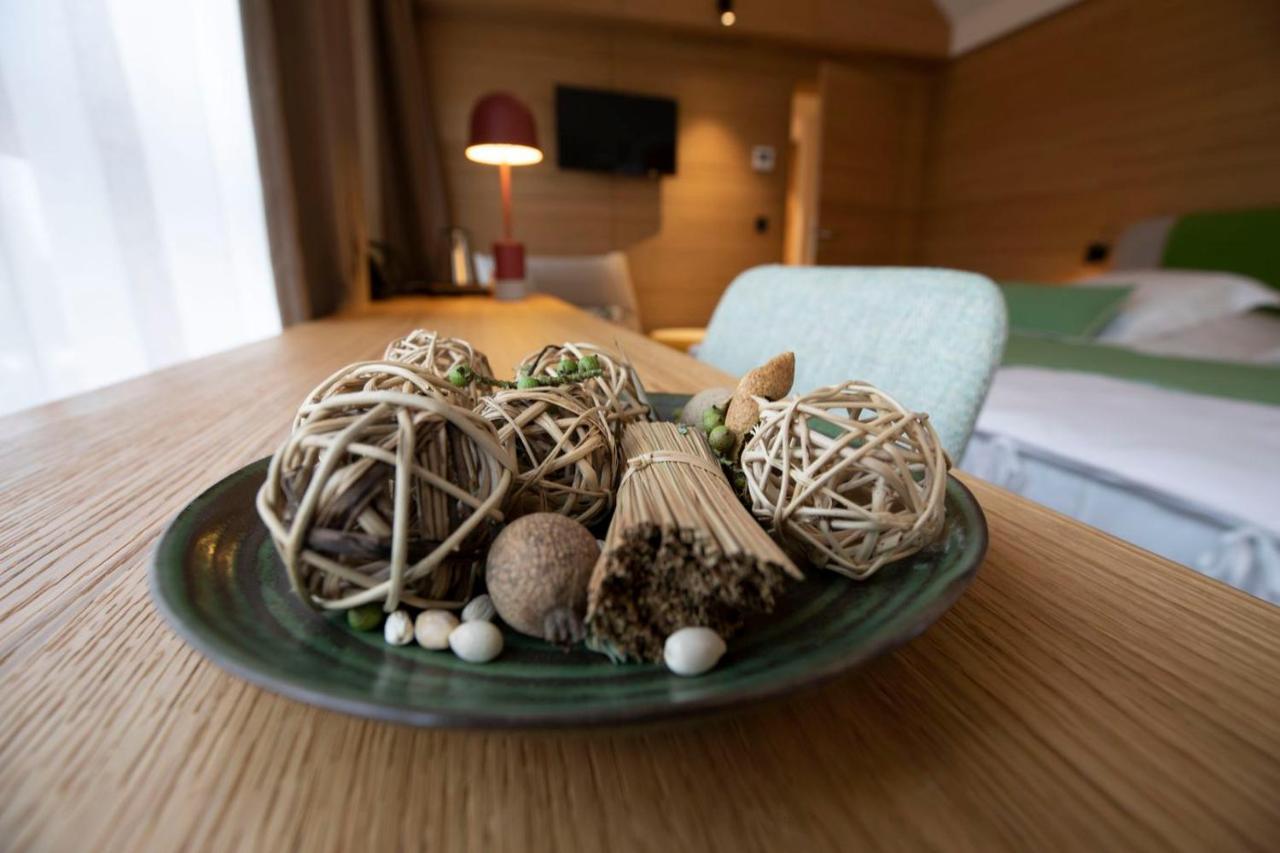 B-Lodge Boutique Hotel Лувен-ла-Нев Екстер'єр фото