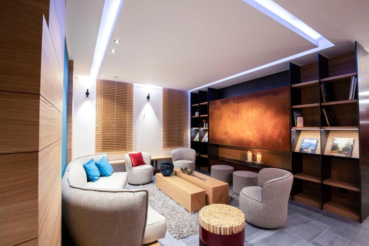 B-Lodge Boutique Hotel Лувен-ла-Нев Екстер'єр фото