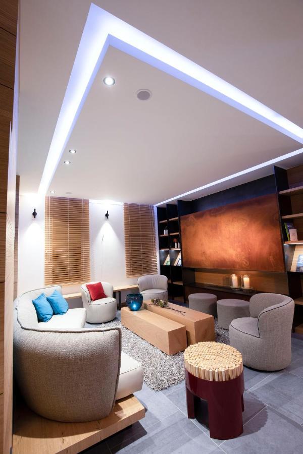 B-Lodge Boutique Hotel Лувен-ла-Нев Екстер'єр фото