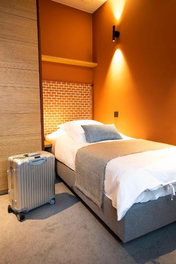 B-Lodge Boutique Hotel Лувен-ла-Нев Екстер'єр фото